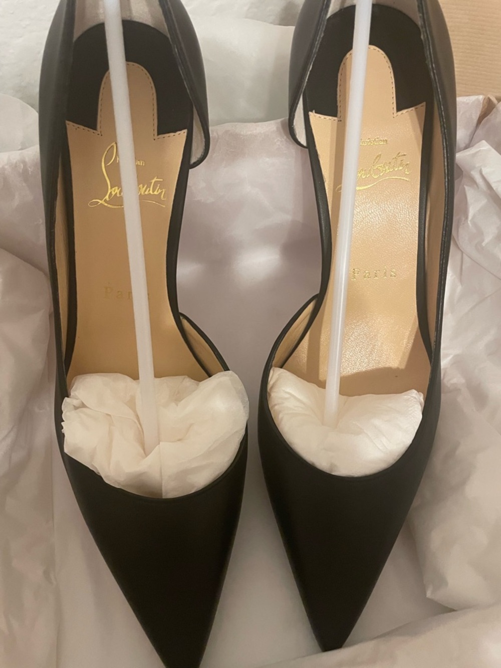 Christian Louboutin - Picture 7 of 14